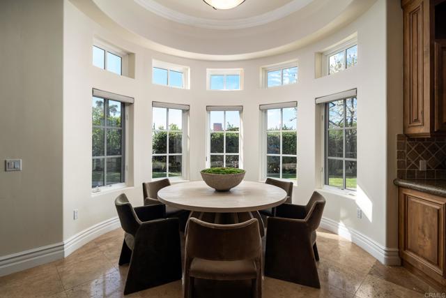 Detail Gallery Image 10 of 43 For 6627 Calle Ponte Bella, Rancho Santa Fe,  CA 92091 - 5 Beds | 6/1 Baths