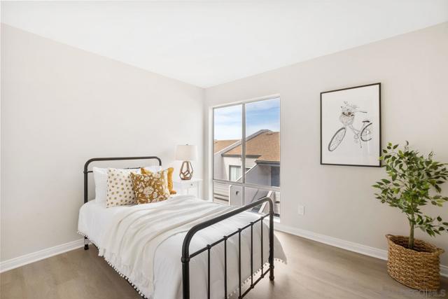 3262 Ashford St, San Diego CA: https://media.crmls.org/mediaz/7f475c92-ba68-4b3f-95b4-4ab65da60420.jpg