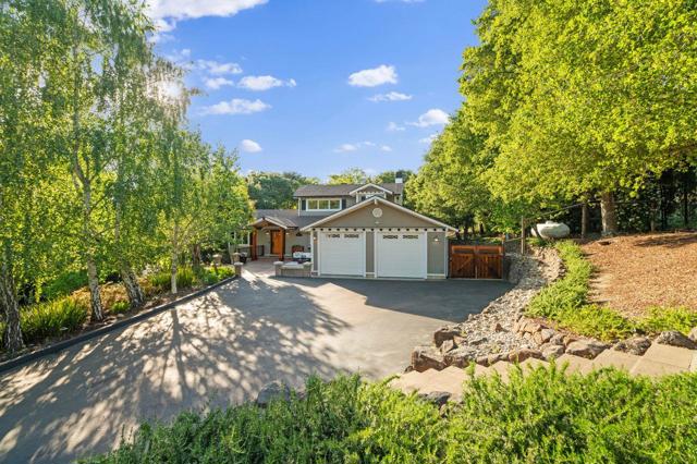 23447 Skyview Terrace, Los Gatos CA: https://media.crmls.org/mediaz/7f484f6f-c216-4a25-a3f3-c56b02115cf5.jpg