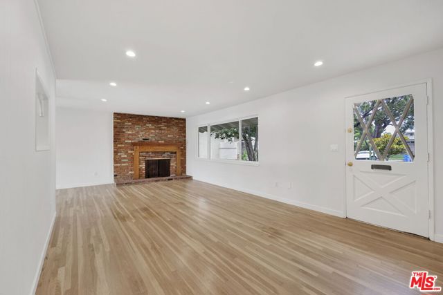 16420 Minnehaha Street photo 7