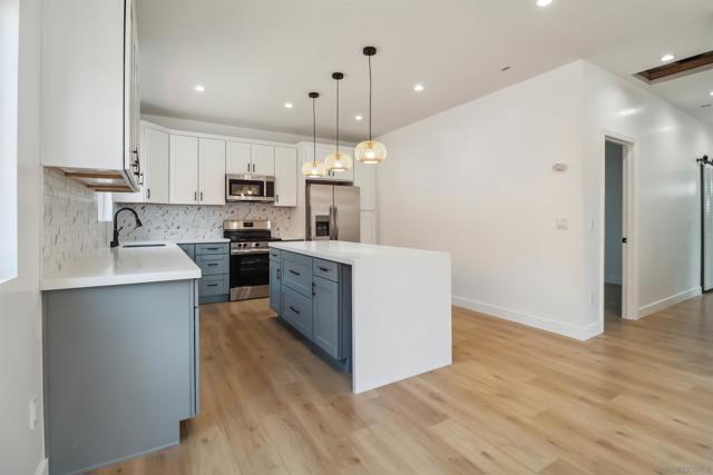 4712 4714 Harbinson Ave., La Mesa CA: https://media.crmls.org/mediaz/7f48a294-b581-4ea4-80eb-b506b7283f81.jpg