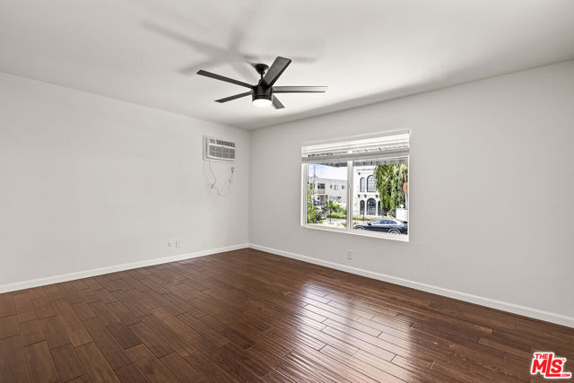 1006 Havenhurst, Los Angeles CA: https://media.crmls.org/mediaz/7f49ac0d-2809-45a3-a0eb-a694c27c2db7.jpg