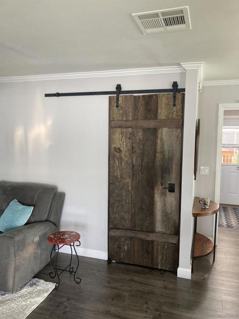 7217 San Luis St, Carlsbad CA: https://media.crmls.org/mediaz/7f49bcb5-e802-4d92-985b-4ba29f5eaadf.jpg