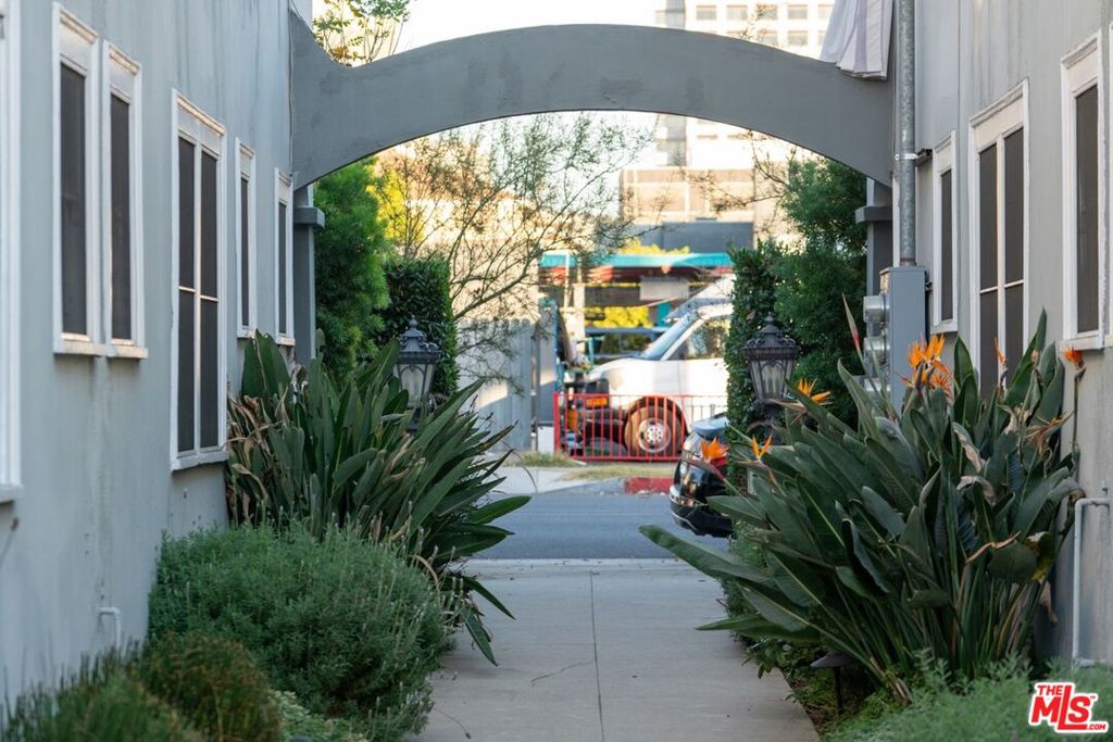 MLS #25482897 img 18