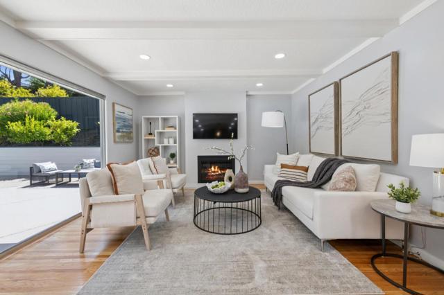 2985 Trousdale Drive, Burlingame CA: https://media.crmls.org/mediaz/7f4a56b0-b072-4b34-80e7-b2a7a1f0437c.jpg