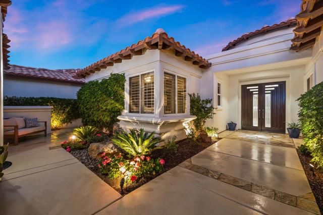 49606 Montana Way, La Quinta CA: https://media.crmls.org/mediaz/7f4e6a2b-77b5-430a-9652-4fddb6b88294.jpg