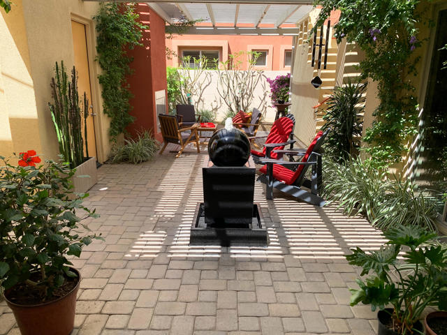 3000 Candlelight Lane, Palm Springs CA: https://media.crmls.org/mediaz/7f4e876c-a92f-457a-8ddc-1f792c3f74c7.jpg