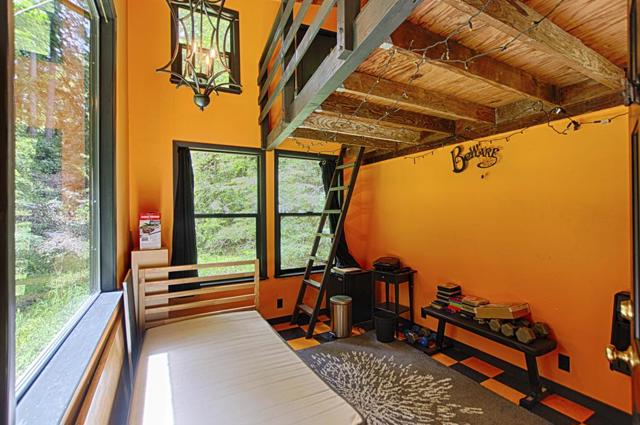 530 Logan Creek Road, Boulder Creek CA: https://media.crmls.org/mediaz/7f4e9762-b80f-4339-a41b-e00ce8c8102a.jpg