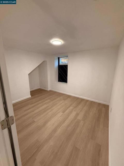 314 Washington St, Vallejo CA: https://media.crmls.org/mediaz/7f4fbf99-1235-4fba-b169-4e1e1313c3a5.jpg
