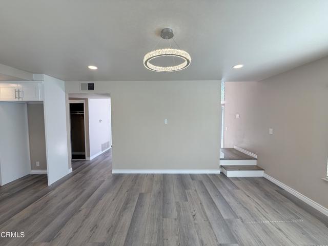 Detail Gallery Image 17 of 45 For 435 Anacapa Cir, Thousand Oaks,  CA 91320 - 4 Beds | 2/1 Baths