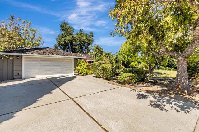 18931 Cyril Place, Saratoga CA: https://media.crmls.org/mediaz/7f509c54-38a0-4a83-b488-c8b308f00c1e.jpg
