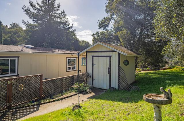 Image 37 of 39 For 17581 Pond-derosa