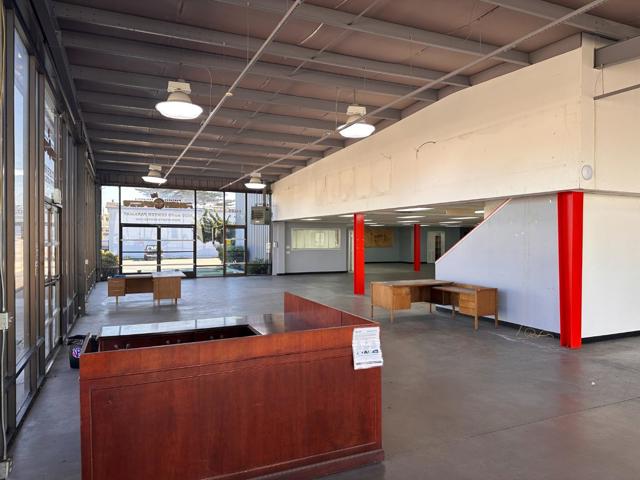 Image 39 of 58 For 1020 Auto Center Parkway