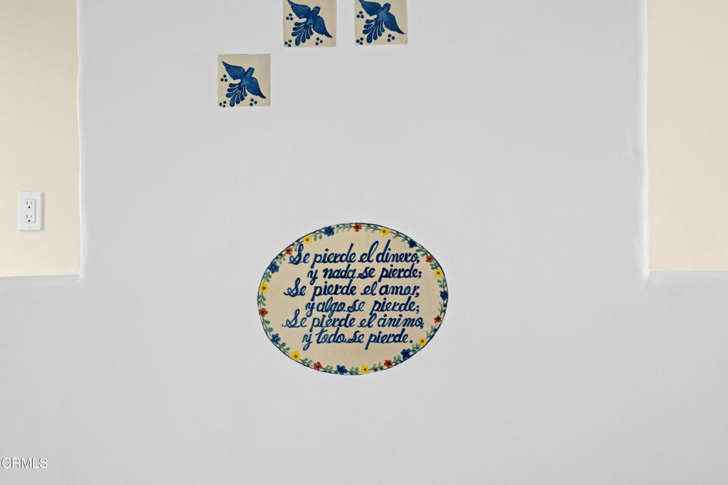 https://media.crmls.org/mediaz/7f524c68-914a-47cd-b735-b6ecb28c314f.jpg?preset=X-Large