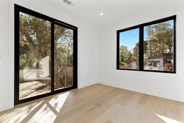 18071 Saratoga Los Gatos Road, Monte Sereno CA: https://media.crmls.org/mediaz/7f5261de-ef66-4c89-85b9-e960d1d5111e.jpg