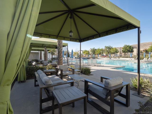 1904 Avenida Senecio, Chula Vista CA: https://media.crmls.org/mediaz/7f52a6f1-63d3-43fc-8ab4-b2d4d5841258.jpg
