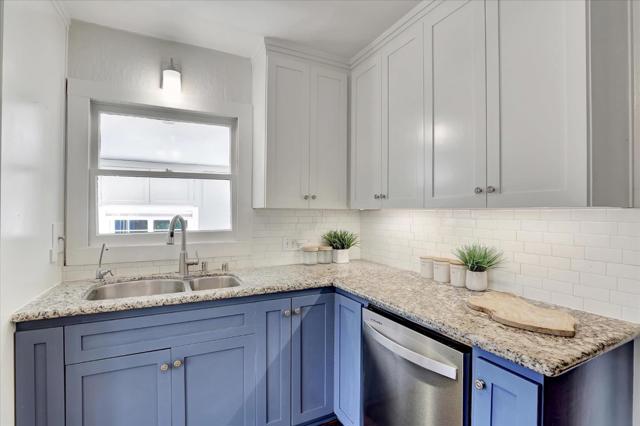 Image 17 of 79 For 355 17th Street