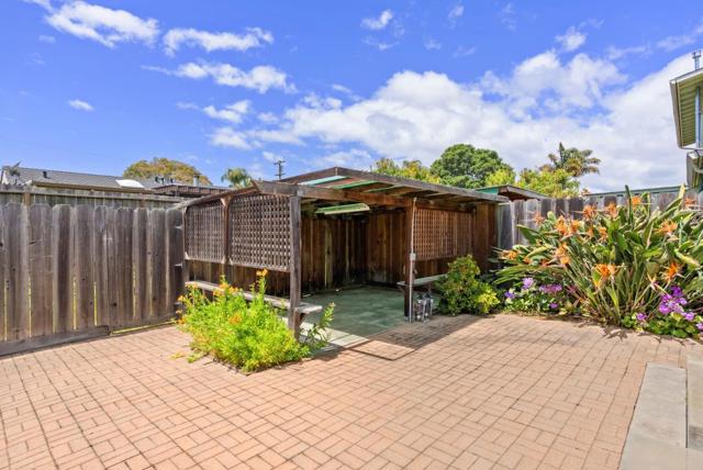 41 Bronson Street, Watsonville CA: https://media.crmls.org/mediaz/7f531c1e-800b-431c-8c54-a344f8af8d03.jpg
