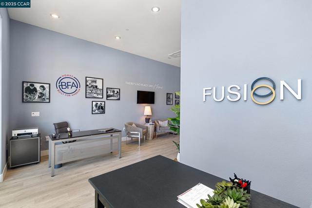 27258 Lumina Ct, Hayward CA: https://media.crmls.org/mediaz/7f533e76-954f-4207-bd1e-a0517d9f72bd.jpg