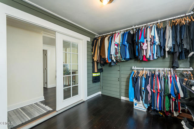 Detail Gallery Image 43 of 69 For 1955 N Los Robles Ave, Pasadena,  CA 91104 - 5 Beds | 3 Baths