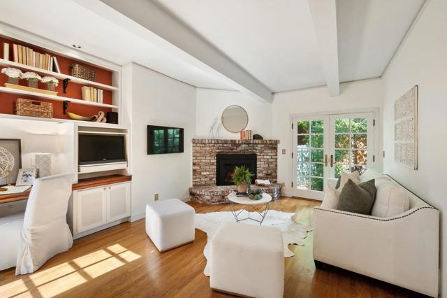 706 Edgewood Road, San Mateo CA: https://media.crmls.org/mediaz/7f5451e5-a282-4bd6-9c10-f05a32b05eab.jpg