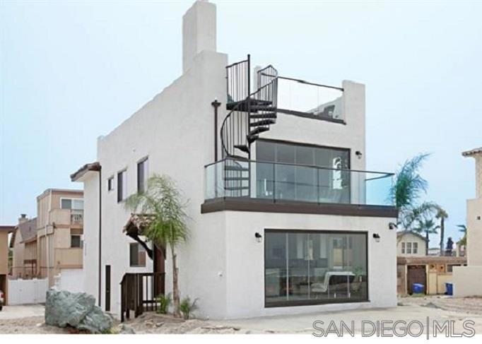 680 Ocean Lane, Imperial Beach, CA 91932