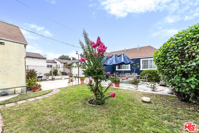 1841 Clyde Avenue, Los Angeles CA: https://media.crmls.org/mediaz/7f56b577-e863-4796-8a89-9633d12abf59.jpg