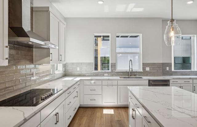 2512 Sage Street, San Mateo CA: https://media.crmls.org/mediaz/7f577d11-a28e-4be3-bf14-be420cd1fc1d.jpg