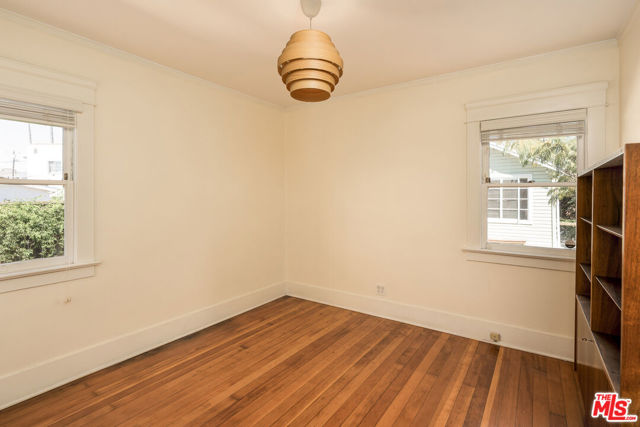 2733 West Avenue 30 photo 18