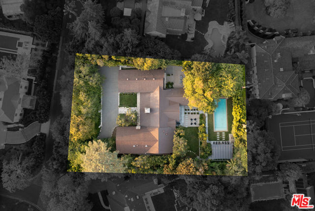 Drew Fenton | 422 Parkwood Drive Los Angeles CA | MLS: 7209274
