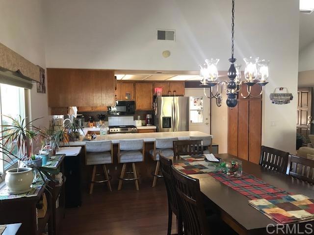 Detail Gallery Image 10 of 39 For 346 Hunter Ct, Alpine,  CA 91901 - 3 Beds | 2 Baths