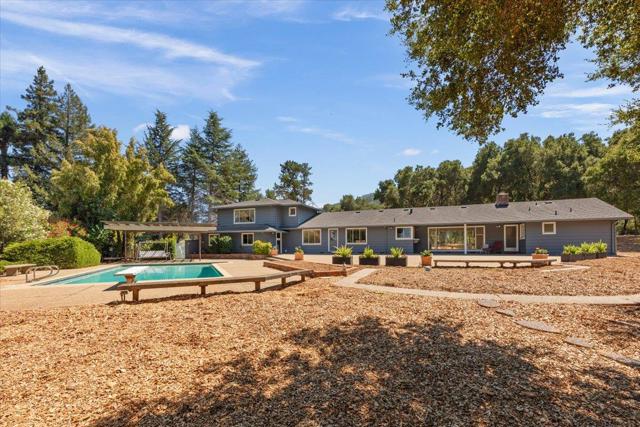 19660 Bainter Way, Los Gatos CA: https://media.crmls.org/mediaz/7f5cfc21-b594-4130-ab66-263eaedfb7c6.jpg