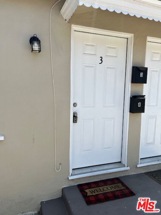 12022 W Washington Boulevard, Los Angeles CA: https://media.crmls.org/mediaz/7f5e4b6d-910f-41d6-a1b5-477aa1337720.jpg