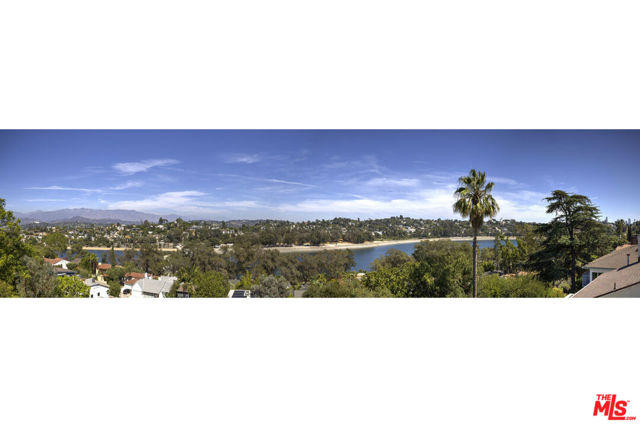 2264 Moreno Drive, Los Angeles CA: https://media.crmls.org/mediaz/7f5e76bc-0323-4755-ae4c-01636d21d238.jpg