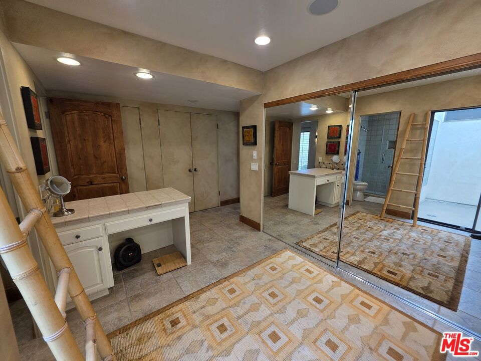 MLS #25595733 image #38