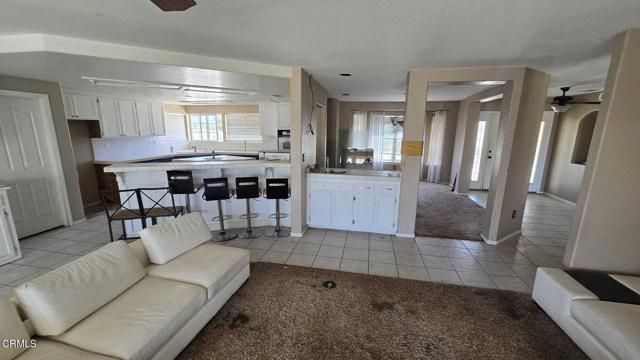 Detail Gallery Image 5 of 19 For 12780 Fir St, Oak Hills,  CA 92344 - 4 Beds | 2/1 Baths