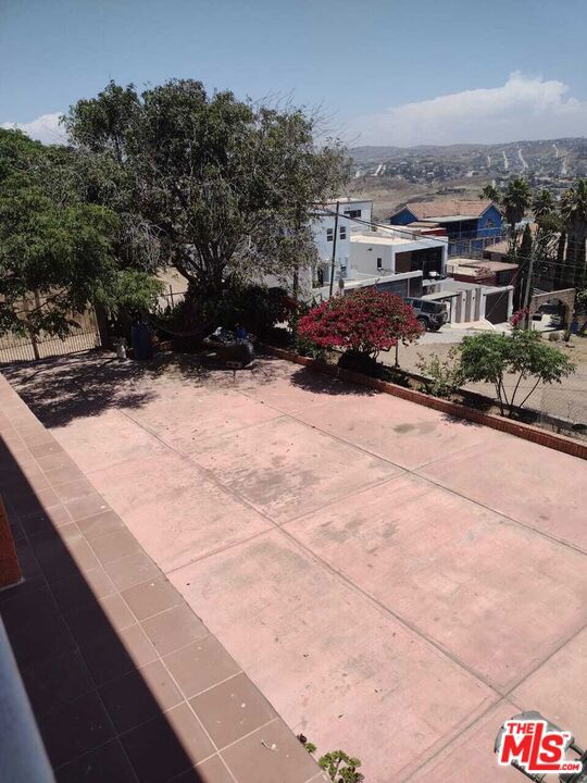 7404 Monte Viva España, Colinas De Aragon, rosarito,  CA: https://media.crmls.org/mediaz/7f5f0ae0-4032-4d8d-8052-60f2a612397c.jpg