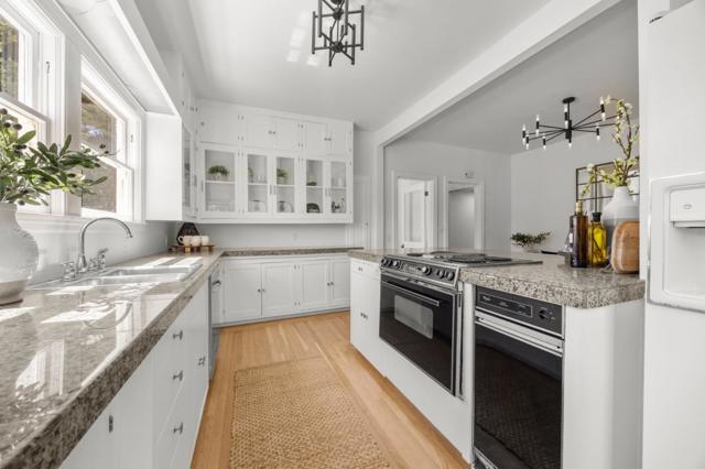123 Baywood Avenue, Hillsborough CA: https://media.crmls.org/mediaz/7f5f9c8b-cd47-4fda-910d-9622eb80038a.jpg