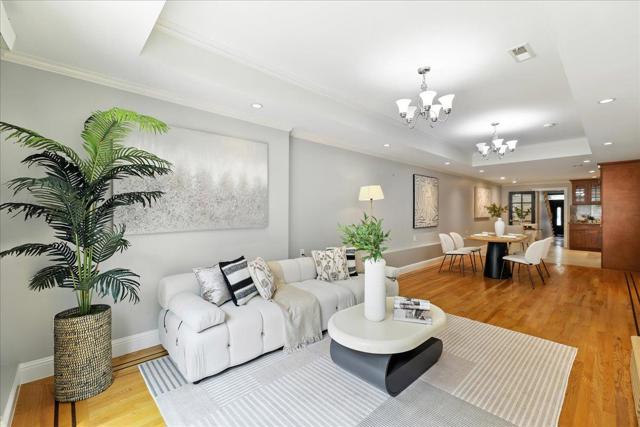 430 Hamilton Street, San Francisco CA: https://media.crmls.org/mediaz/7f5fb252-9261-44eb-abce-4bcfd7ff6e1a.jpg