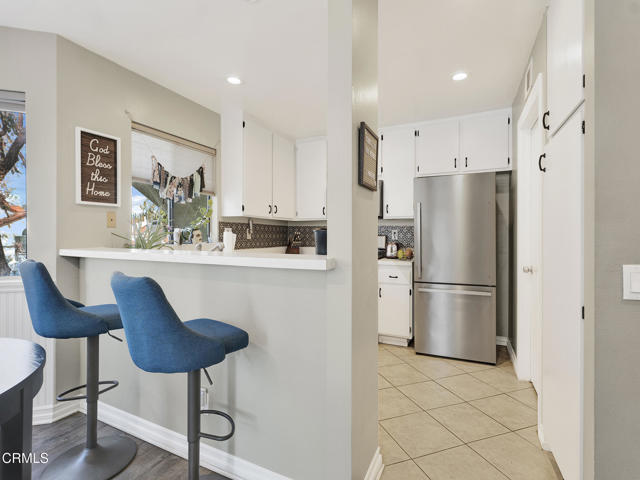 Detail Gallery Image 6 of 26 For 1257 Mission Verde Dr, Camarillo,  CA 93012 - 2 Beds | 2 Baths