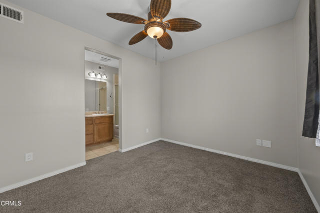 1542 Windshore Way, Oxnard CA: https://media.crmls.org/mediaz/7f6011cf-fbbb-490f-8a8c-8e8da9478dba.jpg