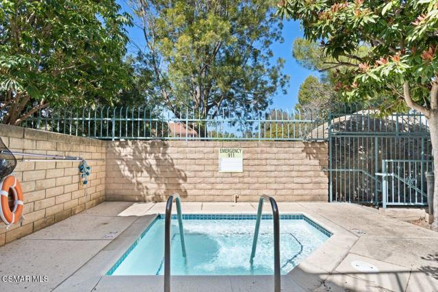 2716 Borchard Road, Newbury Park CA: https://media.crmls.org/mediaz/7f60404c-4e0a-4e8c-b419-dc712afd1bcc.jpg