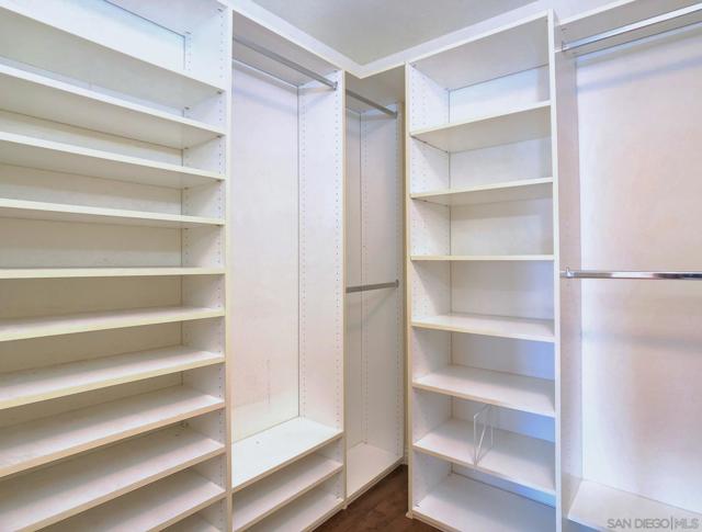 2338 LARKSPUR DR, Alpine CA: https://media.crmls.org/mediaz/7f616f2b-16d7-4a64-aadb-f49343a93ca0.jpg