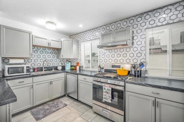 Image 41 of 42 For 248 Orange Ave