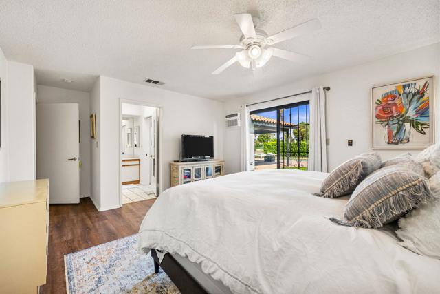 42905 Texas Avenue, Palm Desert CA: https://media.crmls.org/mediaz/7f625013-52da-4714-8f5f-48299a832e4f.jpg