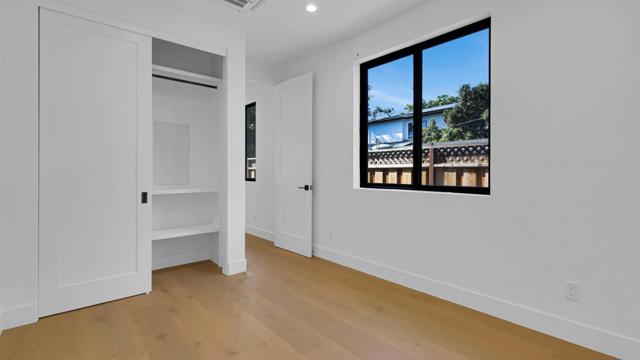 10540 Sterling Boulevard, Cupertino CA: https://media.crmls.org/mediaz/7f62d0d6-1085-4a2a-b776-fb646fc7f55c.jpg