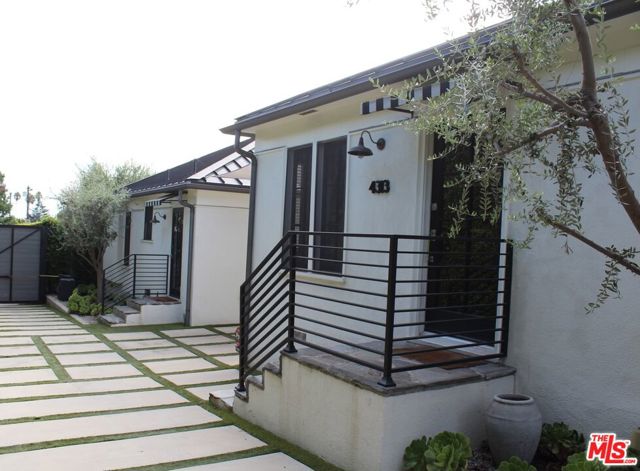 4311 Finley Avenue, Los Angeles CA: https://media.crmls.org/mediaz/7f63ab55-1c0b-49fc-909f-16ba324c0446.jpg