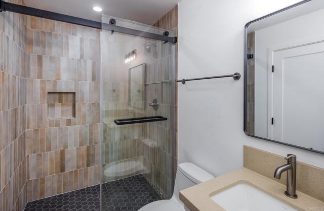 Detail Gallery Image 27 of 54 For 250 258 Hillcrest Dr, Encinitas,  CA 92024 - – Beds | – Baths