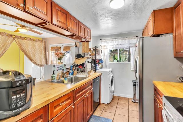 Detail Gallery Image 15 of 40 For 9555 Cottonwood Ave #E,  Santee,  CA 92071 - 2 Beds | 1/1 Baths