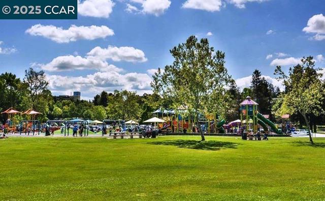 1936 Nero Ct, Walnut Creek CA: https://media.crmls.org/mediaz/7f64a9a6-f4b3-4159-89eb-6cf04110a112.jpg